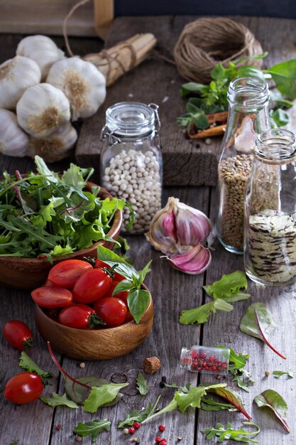 Składniki na blacie kuchennym